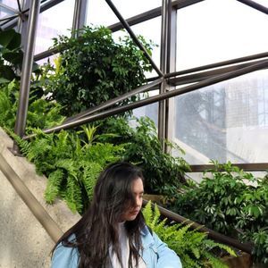 Meet your Posher, Peach